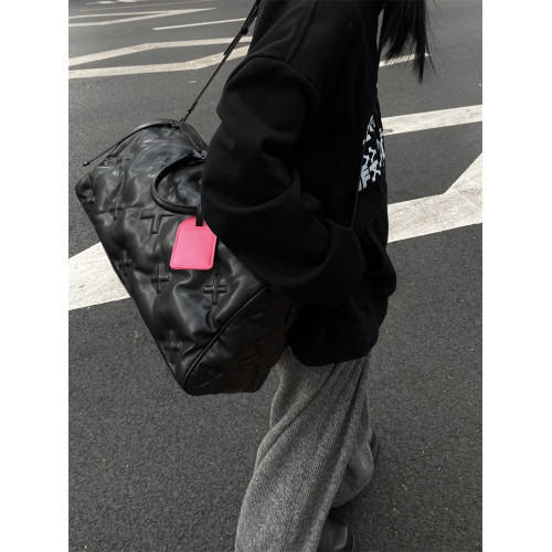 雲朵羽絨旅行包2026新款登機行李手提包軟皮健身包充棉慵懶枕頭包