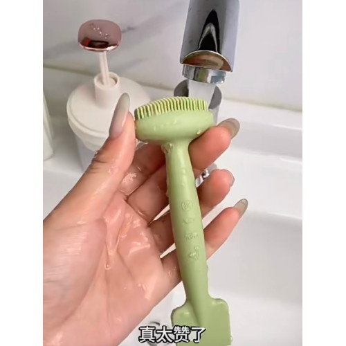 設計這個的人我要給100個贊 矽膠雙頭面膜刷洗臉清潔刷泥膜塗抹刷 設計這個的人我要給100個贊 矽膠雙頭面膜刷洗臉清潔刷泥膜塗抹刷