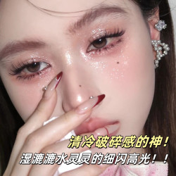 李佳奇推薦高光生薑細閃鼻子臉部提亮立體修容鑽石爆閃粉臥蠶珠光