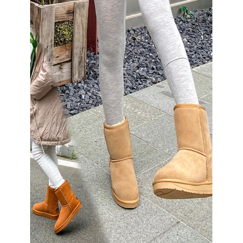 女雪地靴中筒靴子大碼防滑冬女鞋女士棉鞋女款加絨加厚保暖雪地棉