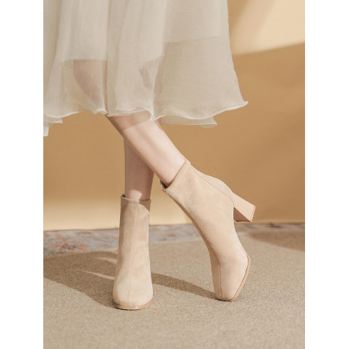 微先生絨面高跟短靴女 顯瘦不累腳短筒靴女 加絨粗跟杏色瘦瘦靴女