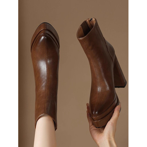 氣質尖頭真皮馬丁靴女2026秋冬新款棕色超高跟厚底防水台走秀短靴