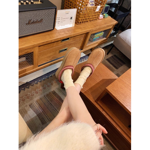 真皮厚底民族風桑坡雪地靴女冬季皮毛一體包頭拖鞋加絨保暖棉鞋子 真皮厚底民族風桑坡雪地靴女冬季皮毛一體包頭拖鞋加絨保暖棉鞋子