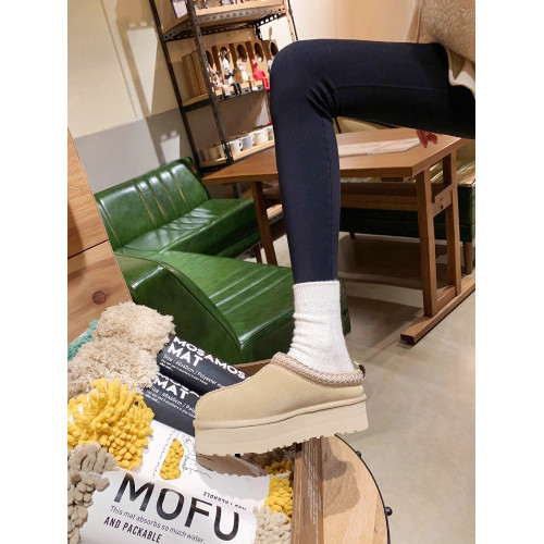 真皮厚底民族風桑坡雪地靴女冬季皮毛一體包頭拖鞋加絨保暖棉鞋子 真皮厚底民族風桑坡雪地靴女冬季皮毛一體包頭拖鞋加絨保暖棉鞋子