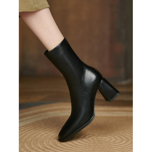 真皮方頭黑色短靴女秋冬季英倫風復古馬丁靴粗跟高跟靴子春秋單靴