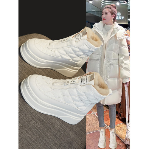 白色厚底雪地靴女冬加絨防水防滑高幫棉鞋2026新款真皮馬丁靴短靴 白色厚底雪地靴女冬加絨防水防滑高幫棉鞋2026新款真皮馬丁靴短靴