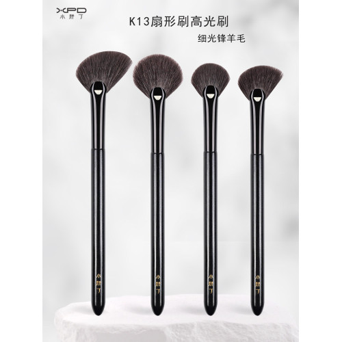 小胖丁K13扇形刷高光刷餘粉刷一支裝超柔軟羊毛小號面部提亮刷 小胖丁K13扇形刷高光刷餘粉刷一支裝超柔軟羊毛小號面部提亮刷