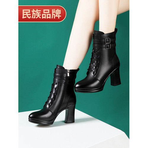 真皮走秀高跟短靴女英倫風2026冬季新款系帶時尚加絨粗跟馬丁靴