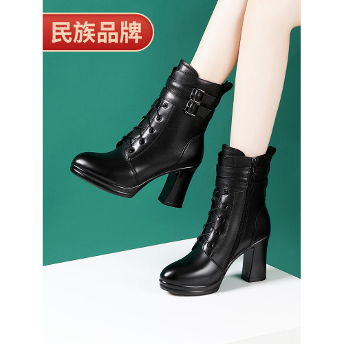 真皮走秀高跟短靴女英倫風2026冬季新款系帶時尚加絨粗跟馬丁靴