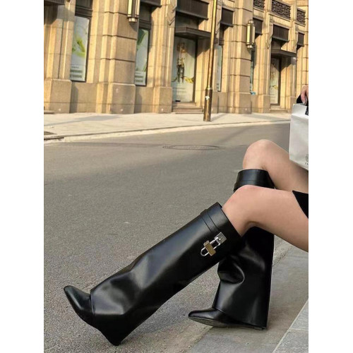 時尚歐美不過膝高筒靴子女2025冬季新款時裝靴百搭尖頭鎖釦褲琯靴