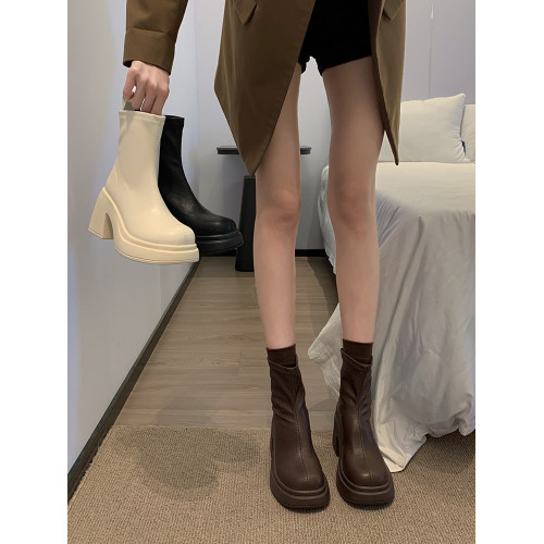 賈不假短靴女2026新款春季配裙子粗跟靴子小個子厚底增高高跟靴子