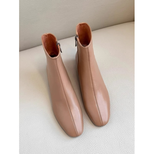 軟羊皮白色靴子短靴女秋冬2025爆款方頭粗跟瘦瘦靴法式氣質馬丁靴