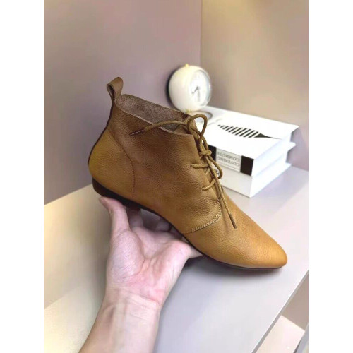 復古真皮尖頭短筒靴女2024年春季新款百搭平底馬丁靴軟皮系帶踝靴