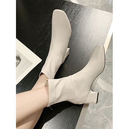 英倫法式小短靴女2026新款春秋單靴粗跟方頭顯瘦百搭馬丁靴及裸靴 英倫法式小短靴女2026新款春秋單靴粗跟方頭顯瘦百搭馬丁靴及裸靴