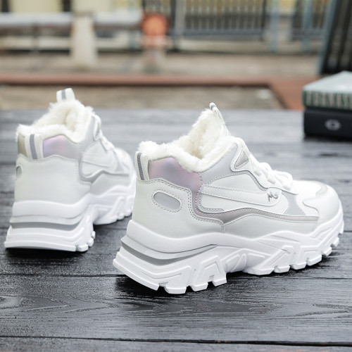 雪地靴女加絨初中學生防滑老爹鞋秋冬季運動保暖大棉鞋