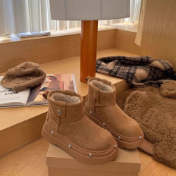 復古鉚釘厚底雪地靴女2025冬新款短筒百搭加絨保暖一腳蹬東北棉鞋