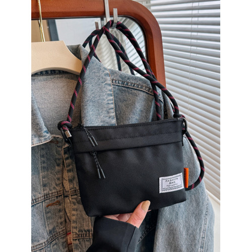 胸包男女簡約輕便手機包休閒單肩斜後後背包掛脖子包潮牌機車郵差包 胸包男女簡約輕便手機包休閒單肩斜後後背包掛脖子包潮牌機車郵差包