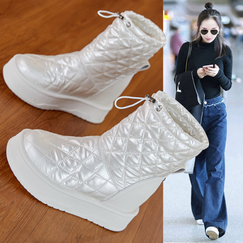 香港時尚內增高雪地靴女2025冬季新款小個子厚底加絨棉鞋子顯腳小