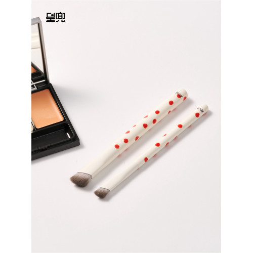 星兜小熨斗遮瑕刷淚溝痘印黑眼圈遮蓋可攜式化妝刷高光刷繪本XD0607