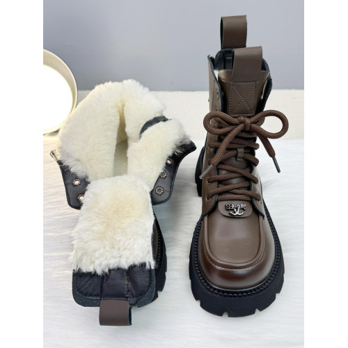 2025冬季白色雪地靴女加厚防滑棉鞋羊毛靴皮毛一體短靴真皮馬丁靴