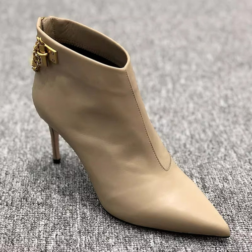 歐洲站尖頭細跟杏色短靴女高跟鞋秋2026年秋冬新款真皮鞋鏈條靴子