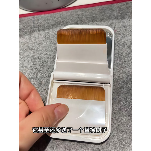 省粉底液！扁頭粉底刷化妝刷子一字型無痕底妝可攜式超薄平頭化妝師