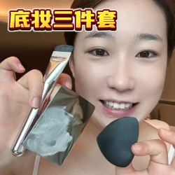 一字粉底化妝刷套裝三件套扁頭不吃粉無痕美容工具調色板美妝粉撲