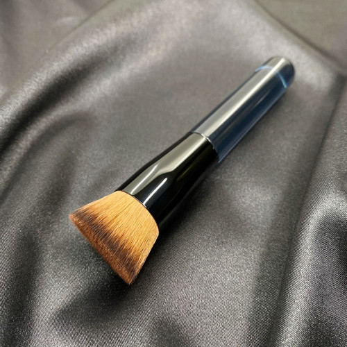 平頭礦物粉底刷修容筆修容膏刷子粉底液上妝工具礦物質粉刷粉餅刷 平頭礦物粉底刷修容筆修容膏刷子粉底液上妝工具礦物質粉刷粉餅刷