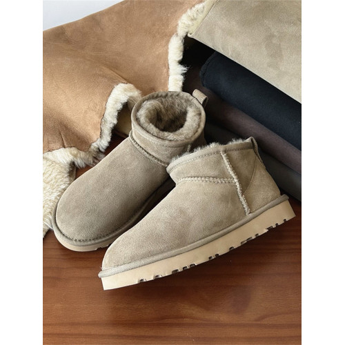 河南桑坡村2025新款羊皮毛一體真皮羊毛雪地靴男女鞋冬季短筒短靴