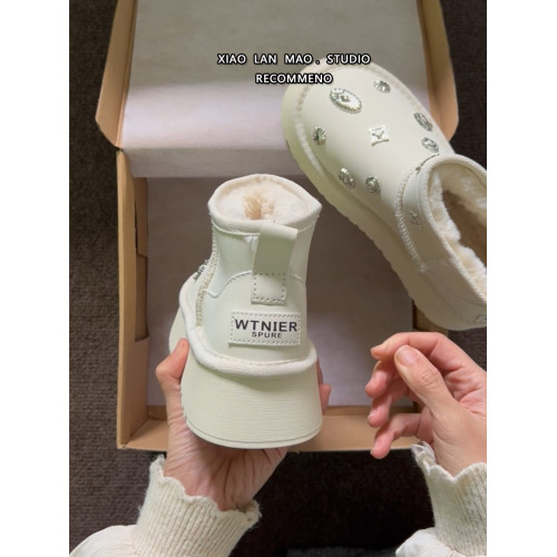 白色水鑽厚底百搭增高雪地靴女2025冬季新款加絨加厚保暖短筒棉鞋