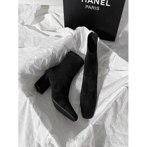 棕色粗跟短靴女2025年秋冬新款法式絨面後拉鍊高跟方頭彈力瘦瘦靴