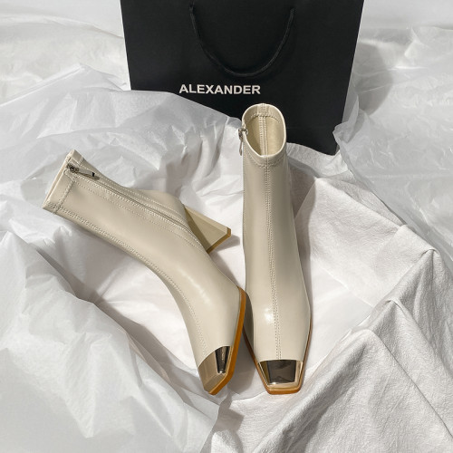 西施金屬頭白色高跟短靴女2025秋冬新款韓版方頭粗跟彈力瘦瘦靴女