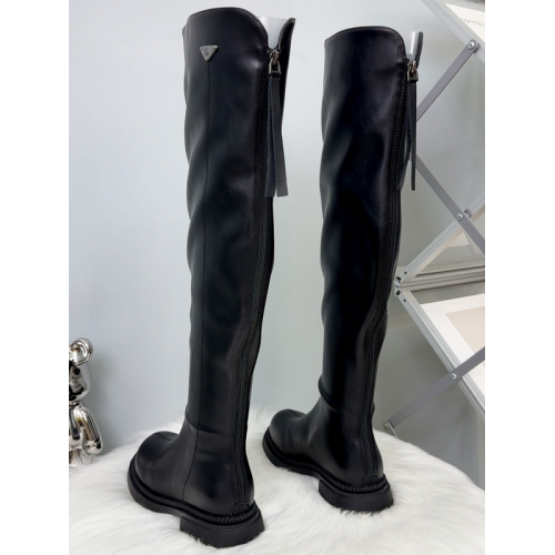 2025年新款女秋冬美拉德風過膝靴平底大碼長靴彈力後拉鍊騎士靴女