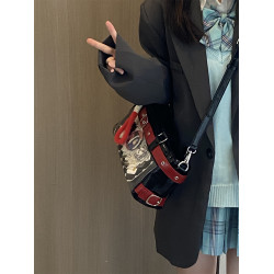 錢一波痛包｜黑紅拼色小食量追星包二次元演唱會藏支架單肩斜後後背包