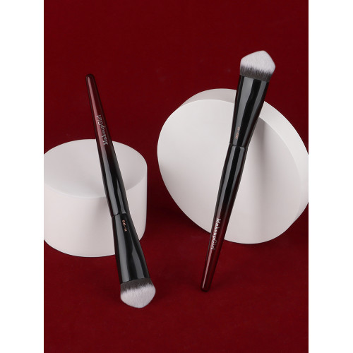 魅女郎硃釉N96三角斜坡粉底刷不吃粉面部粉底液刷滄州無痕化妝刷 魅女郎硃釉N96三角斜坡粉底刷不吃粉面部粉底液刷滄州無痕化妝刷