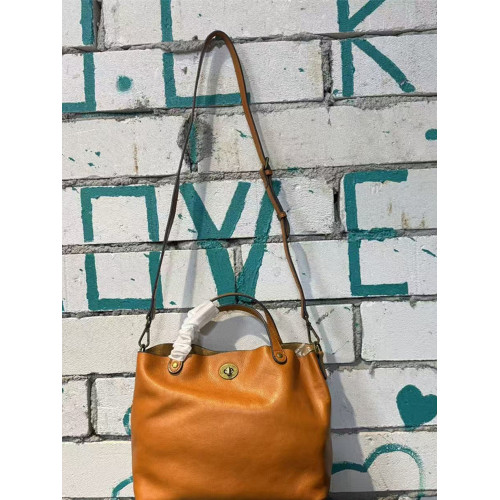 頭層植鞣牛皮水桶包真皮女包新款簡約百搭托特包質感手提斜後後背包