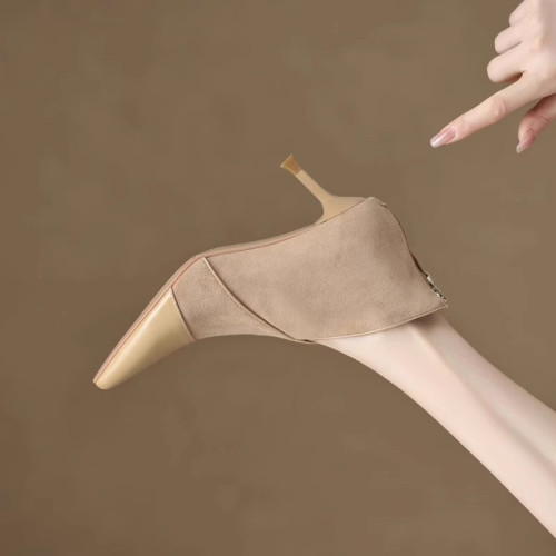 高級感法式小踝靴高跟小衆短靴女2025V口磨砂尖頭細跟裸靴高跟鞋