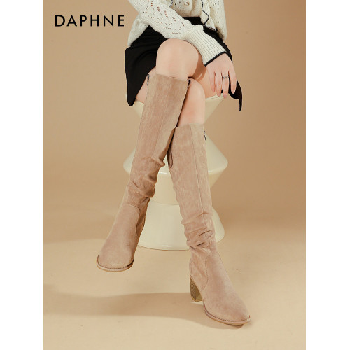 達芙妮靴子女長筒靴2026新款秋冬季高筒堆堆騎士中筒尖頭黑色長靴