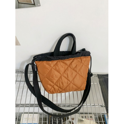 質感菱格綉線水桶包包女抽繩通勤單肩包百搭休閒時尚手提斜後後背包潮 質感菱格綉線水桶包包女抽繩通勤單肩包百搭休閒時尚手提斜後後背包潮