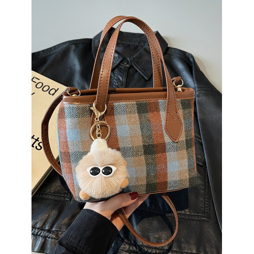 高級感毛呢格子包女2026新款韓系百搭單肩斜後後背包時尚手提水桶包女 高級感毛呢格子包女2026新款韓系百搭單肩斜後後背包時尚手提水桶包女