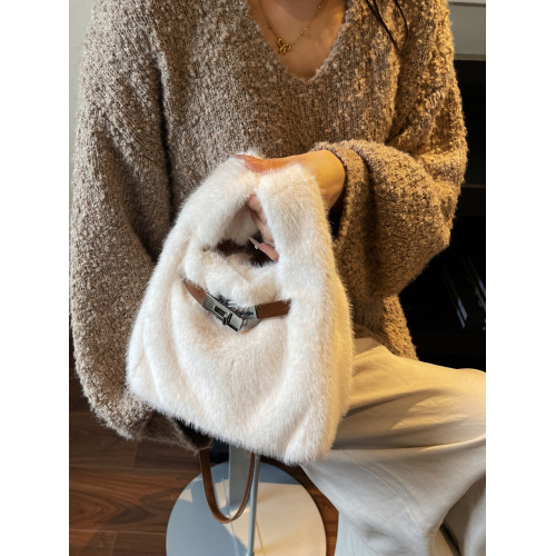 秋冬季洋氣毛絨手拎菜籃子包女2025新款超火毛毛包韓版百搭斜後後背包