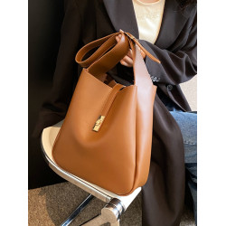 高級質感復古大容量包包女2026新款流行爆款百搭斜後後背包單肩水桶包