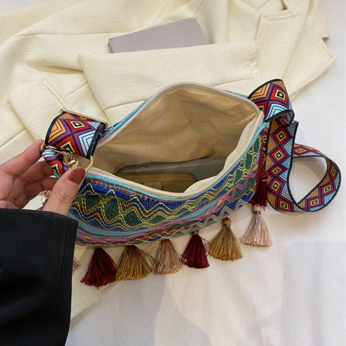 小清新民族風斜後後背包包女2024新款潮百搭寬肩帶單肩包流蘇水桶包女 小清新民族風斜後後背包包女2024新款潮百搭寬肩帶單肩包流蘇水桶包女