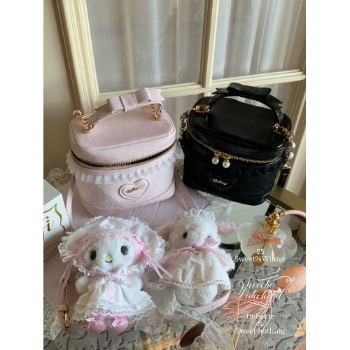 Lalalandacc/日系mm 自製日牌少女波點蕾絲手提化妝包斜背甜美 Lalalandacc/日系mm 自製日牌少女波點蕾絲手提化妝包斜背甜美