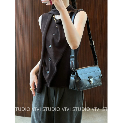 Gear bag繙蓋工裝包2025新款頭層牛皮郵差包機車包斜後後背包單肩包 Gear bag繙蓋工裝包2025新款頭層牛皮郵差包機車包斜後後背包單肩包