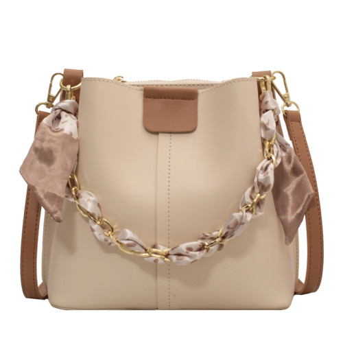 今年流行手提水桶包包女春夏2025新款潮高級感百搭單肩斜背水桶包