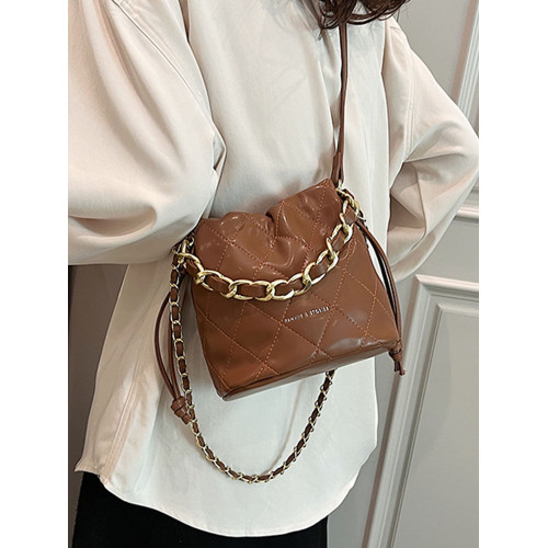 小衆時尚小香風包包女士新款2025秋冬高級感菱格水桶包百搭斜後後背包