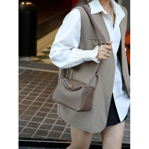 2025新款頭層牛皮女包琳迪包mini真皮單肩斜背小包包小雞黃枕頭包 2025新款頭層牛皮女包琳迪包mini真皮單肩斜背小包包小雞黃枕頭包