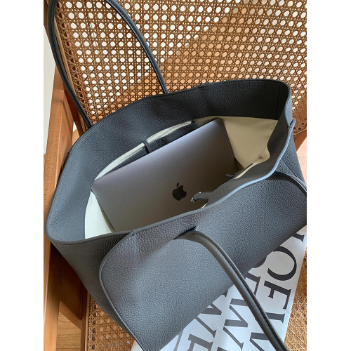 灰色真皮大容量托特包包女式2026新款輕奢小衆高級感手提通勤大包 灰色真皮大容量托特包包女式2026新款輕奢小衆高級感手提通勤大包