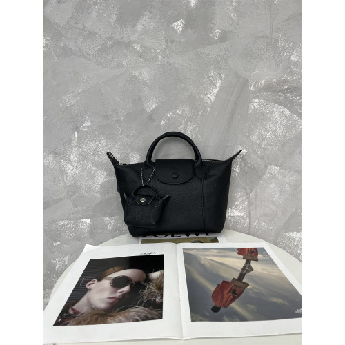 經典爆款頭層牛皮高級感2025新款通勤包手提包餃子包單肩斜背女包